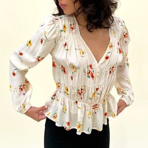 Sophie Rue Long Sleeve Flounce Top in Blush Floral Size Medium